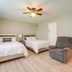 Memphis Vacation Rental - Walk To Graceland!