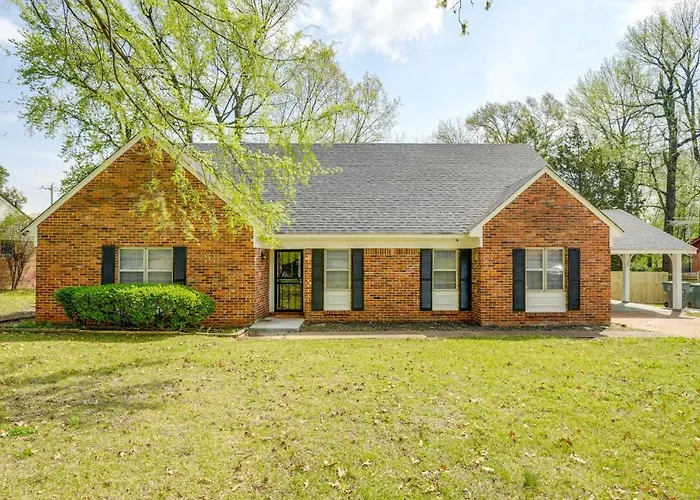 Memphis Vacation Rental - Walk To Graceland!